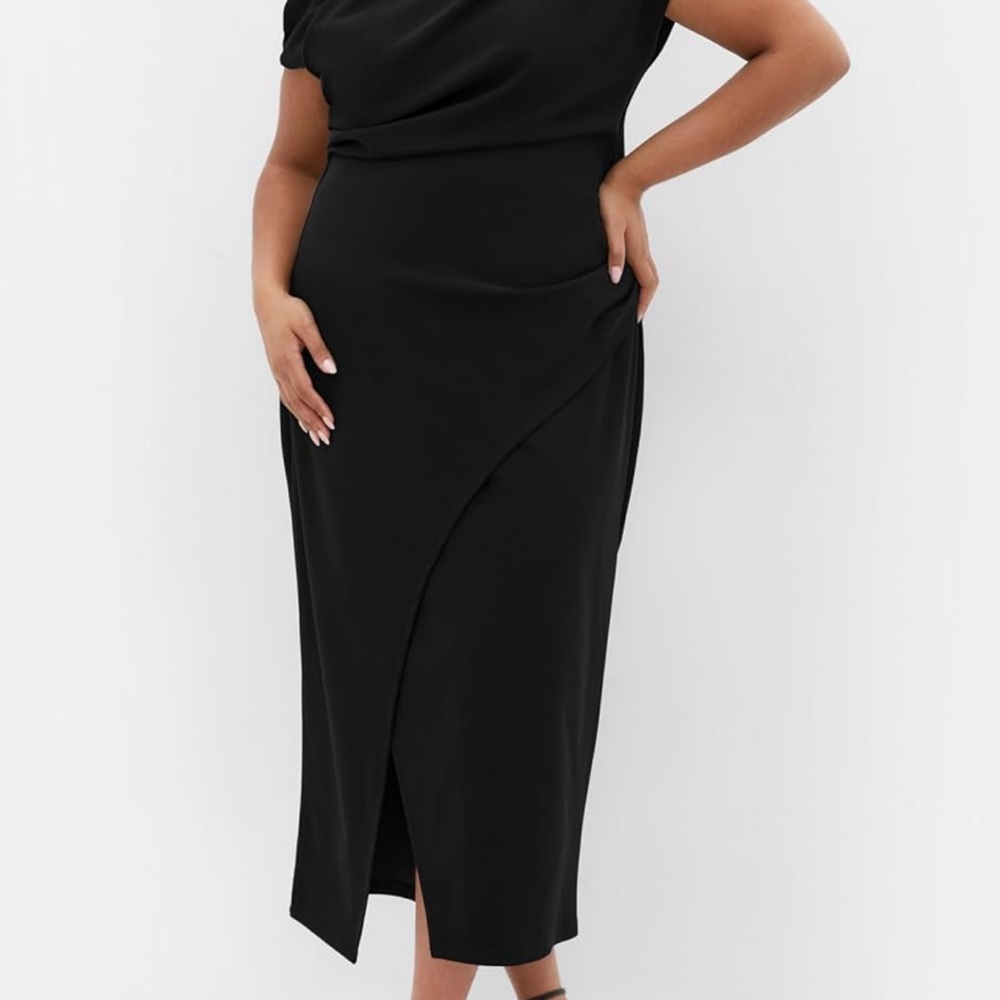 City Chic Black One-Shoulder Dress - Picture 2 of 3